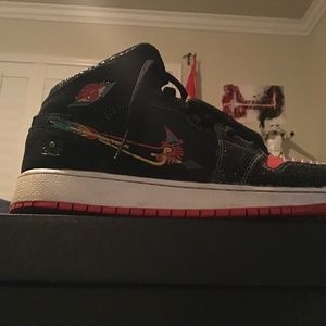 Jordan 1Mid (GS) Siempre Familia